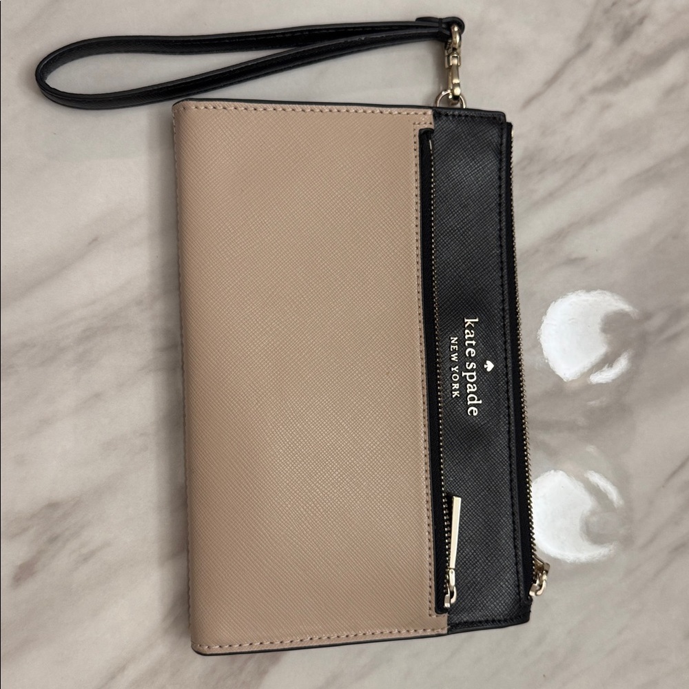 Kate Spade Wristlet